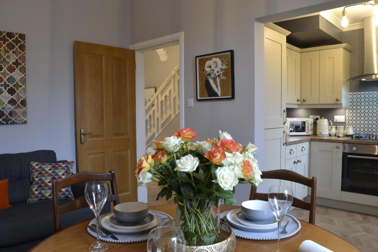 邓弗里斯Stunning Period Townhouse With Garden, Walking Distance To Town别墅 外观 照片